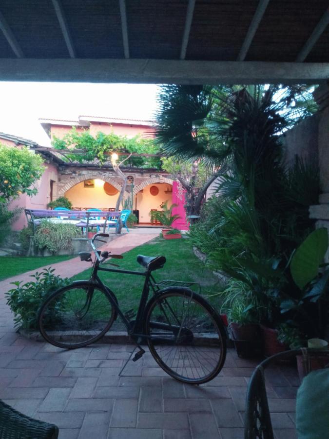 Agriturismo Il Melograno Riola Sardo Buitenkant foto