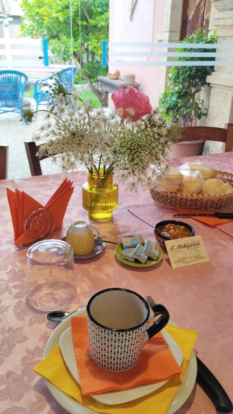 Agriturismo Il Melograno Riola Sardo Buitenkant foto